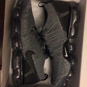 Nike Air  VaporMax FlyKnit 2 grey